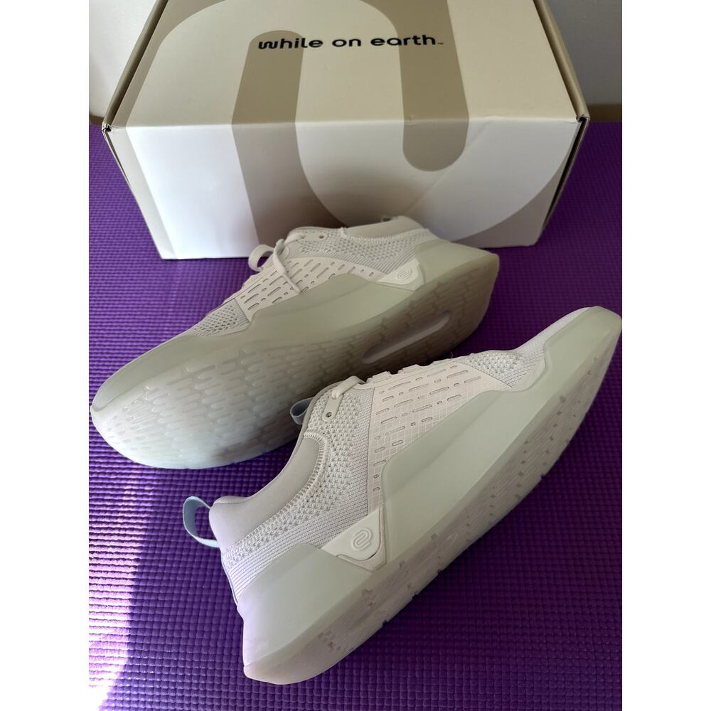 Earth Shoes Move Trainer Sneakers Mens size 7.5 Womens 9 Water Resistant Shoes - Picture 8 of 9